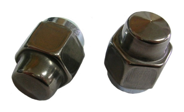 Lug Nut Set "Capped Style" for 1968-77 Oldsmobile Cutlass and 442 with SS2/SS3 Wheels - 5-Piece